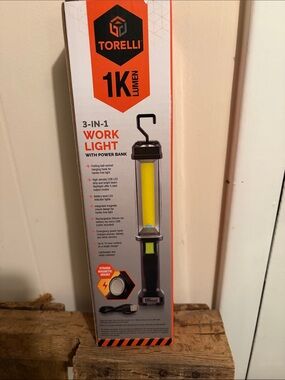 Torelli 3-in-1 Work Light with Power Bank 1K Lumen